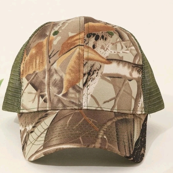 Womens Breathable Trucker Hat Camo Leaf NWOT - Picture 2 of 4